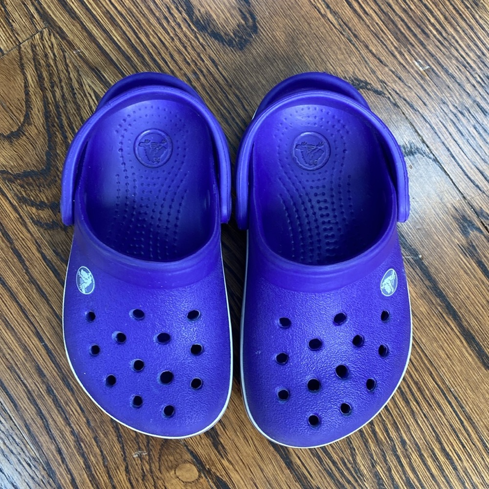 Kids Crocs💜 - Picture 2 of 6